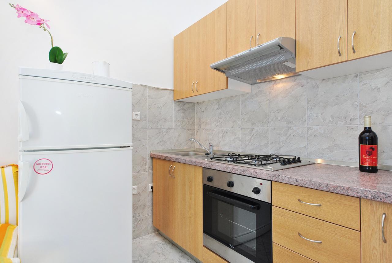Apartments Marija ピサック エクステリア 写真