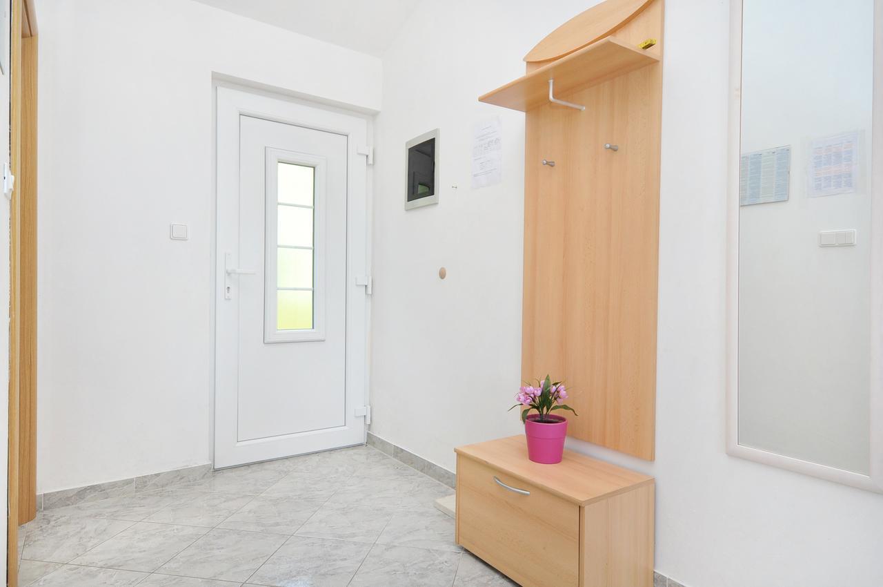 Apartments Marija ピサック エクステリア 写真
