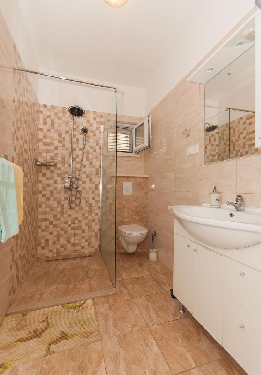 Apartments Marija ピサック エクステリア 写真