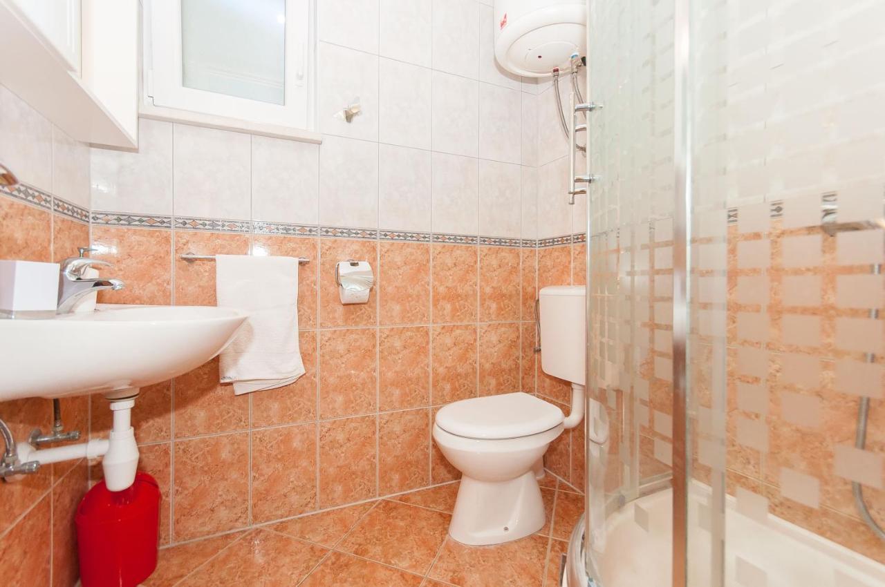 Apartments Marija ピサック エクステリア 写真