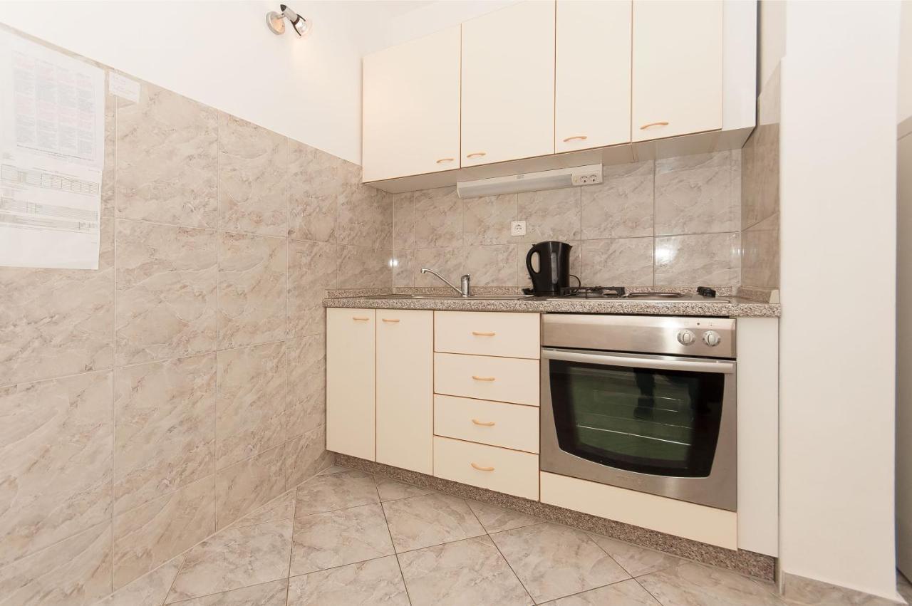 Apartments Marija ピサック エクステリア 写真